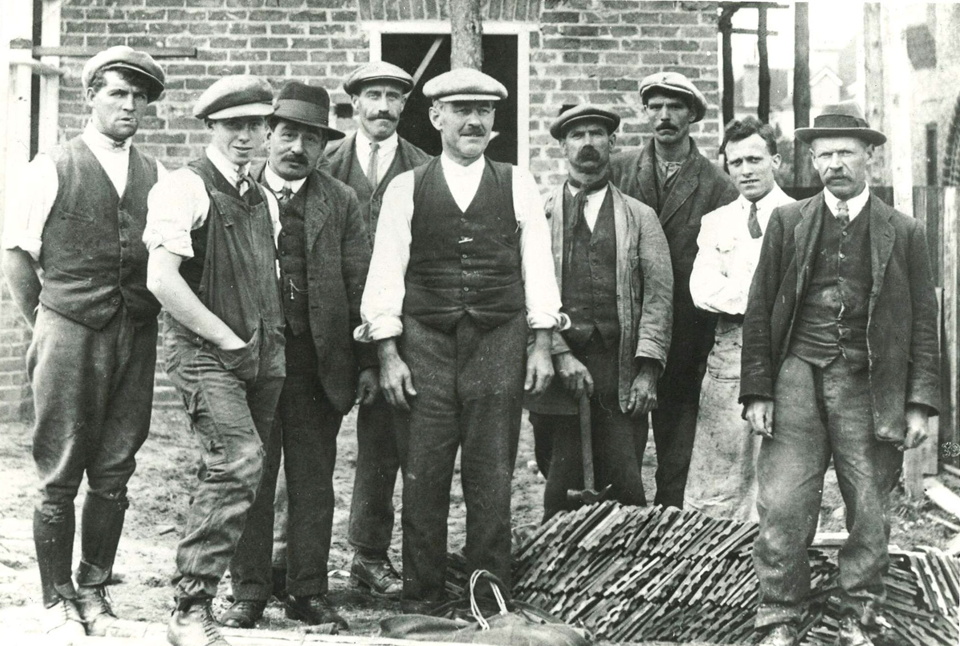 James Drewitt & Employees, 1919');